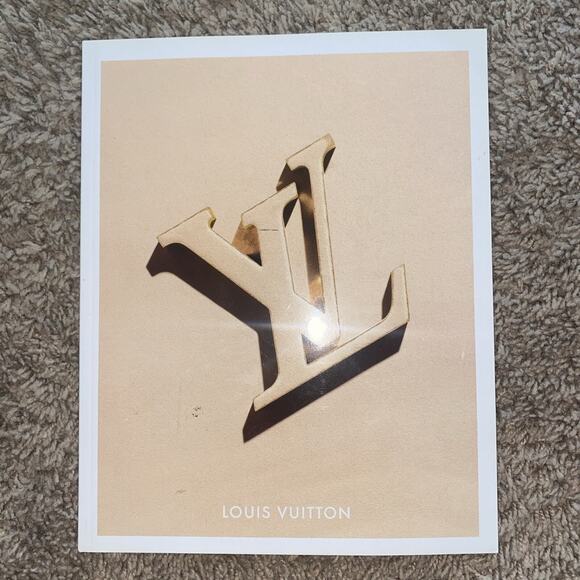 Louis Vuitton LV Handbag Catalogue Book Maison Fondee En Paris Rare Collectible - Picture 1 of 4